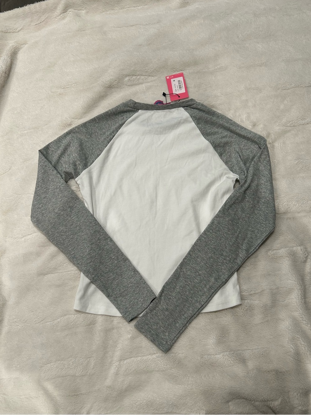 Edikted Raglan Long Sleeve Tee - Picture 4 of 6